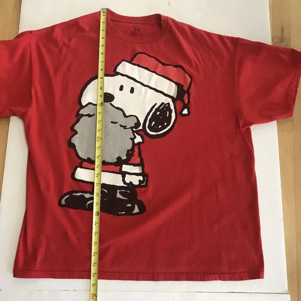 Snoopy Santa Men's Sz 2XL Short Sleeve T-Shirt Peanuts Christmas Tee Holiday Red - Picture 4 of 5